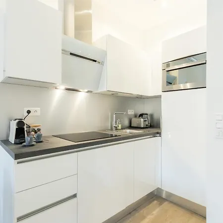 3 Fodere - Magnifique 2 Pieces - Quartier Du Port - Dernier Etage Nice