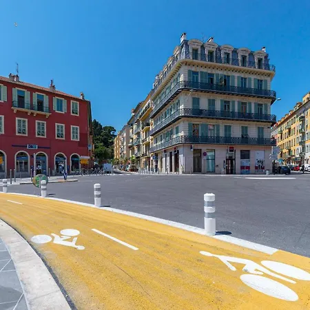 Smartbnb - Magnifique 2 Pièces - Quartier Du Port - Dernier étage *